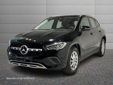 MERCEDES-BENZ GLA 180 d Automatic Business Extra