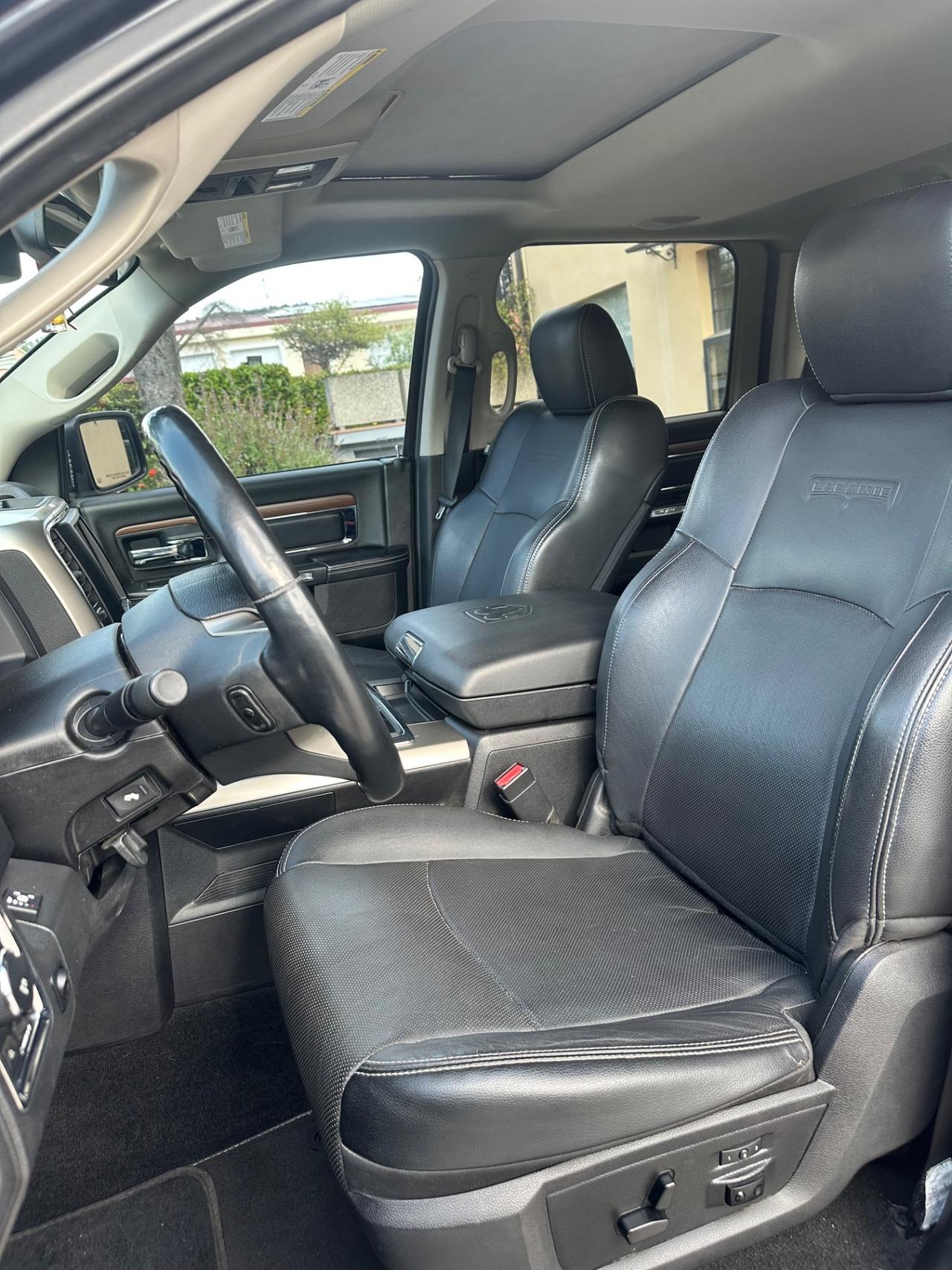Dodge Ram 5.7 HEMI Laramie gpl n1