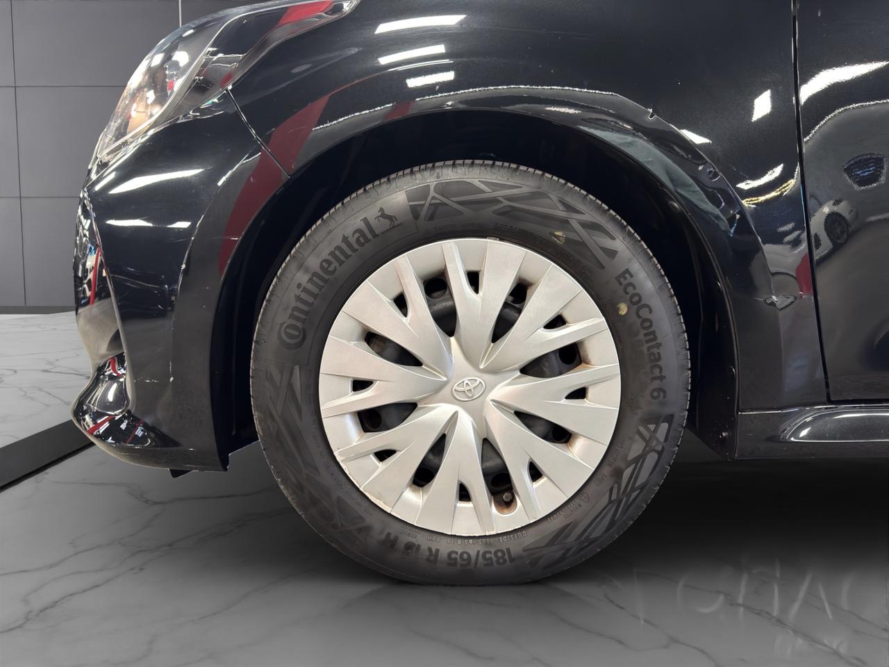 Toyota Yaris 1.5h Business