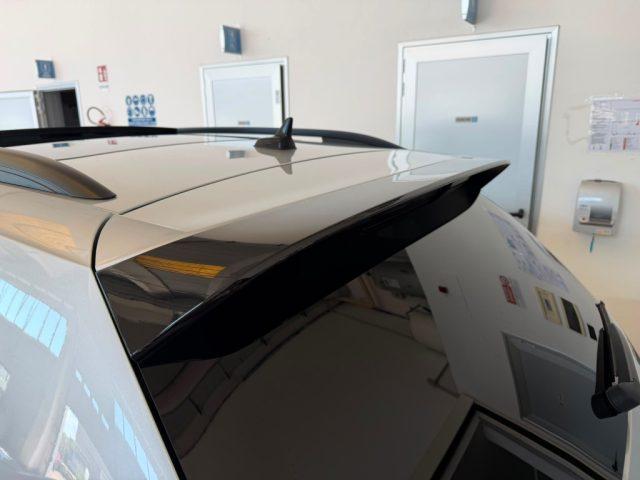 VOLKSWAGEN Tiguan 2.0 TDI DSG 4MOTION R-Line //TETTO//PELLE/LED