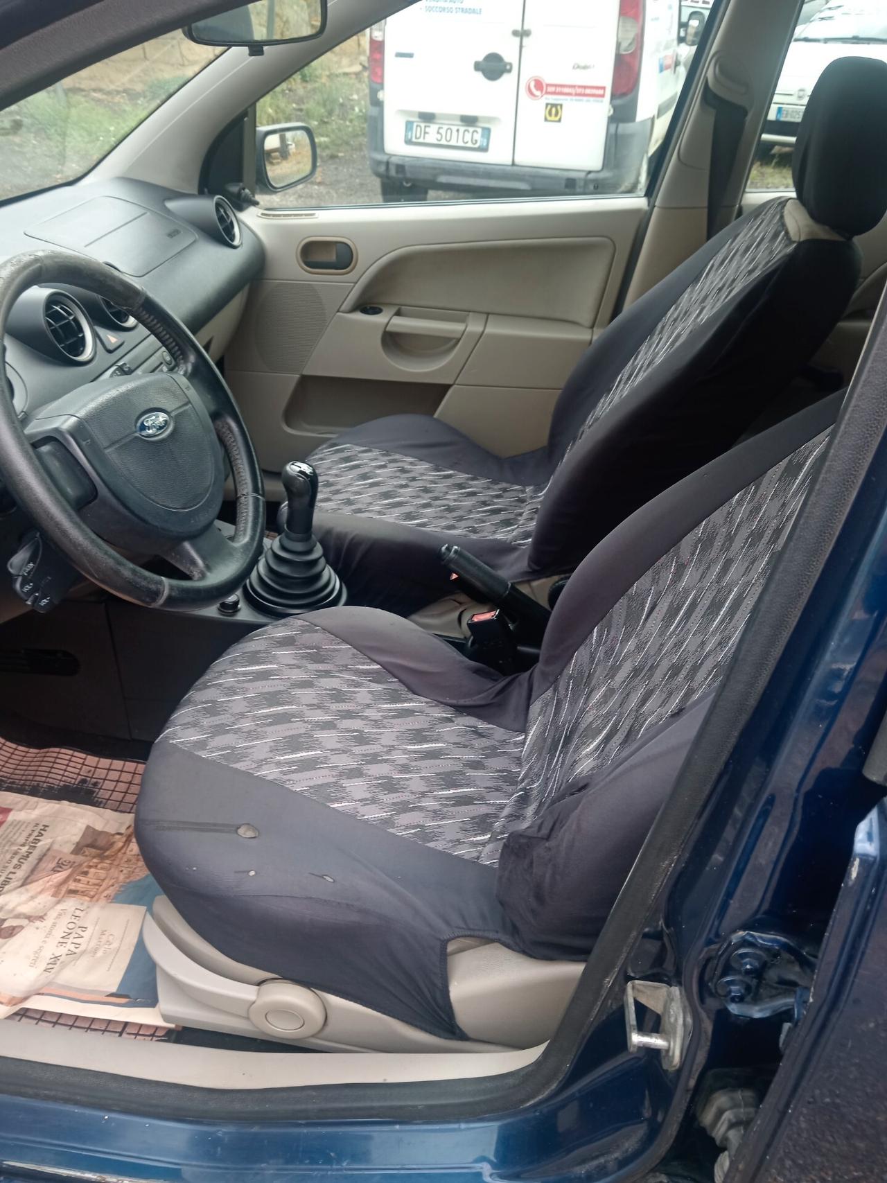 Ford Fiesta 1.2 16V 3p. Ghia