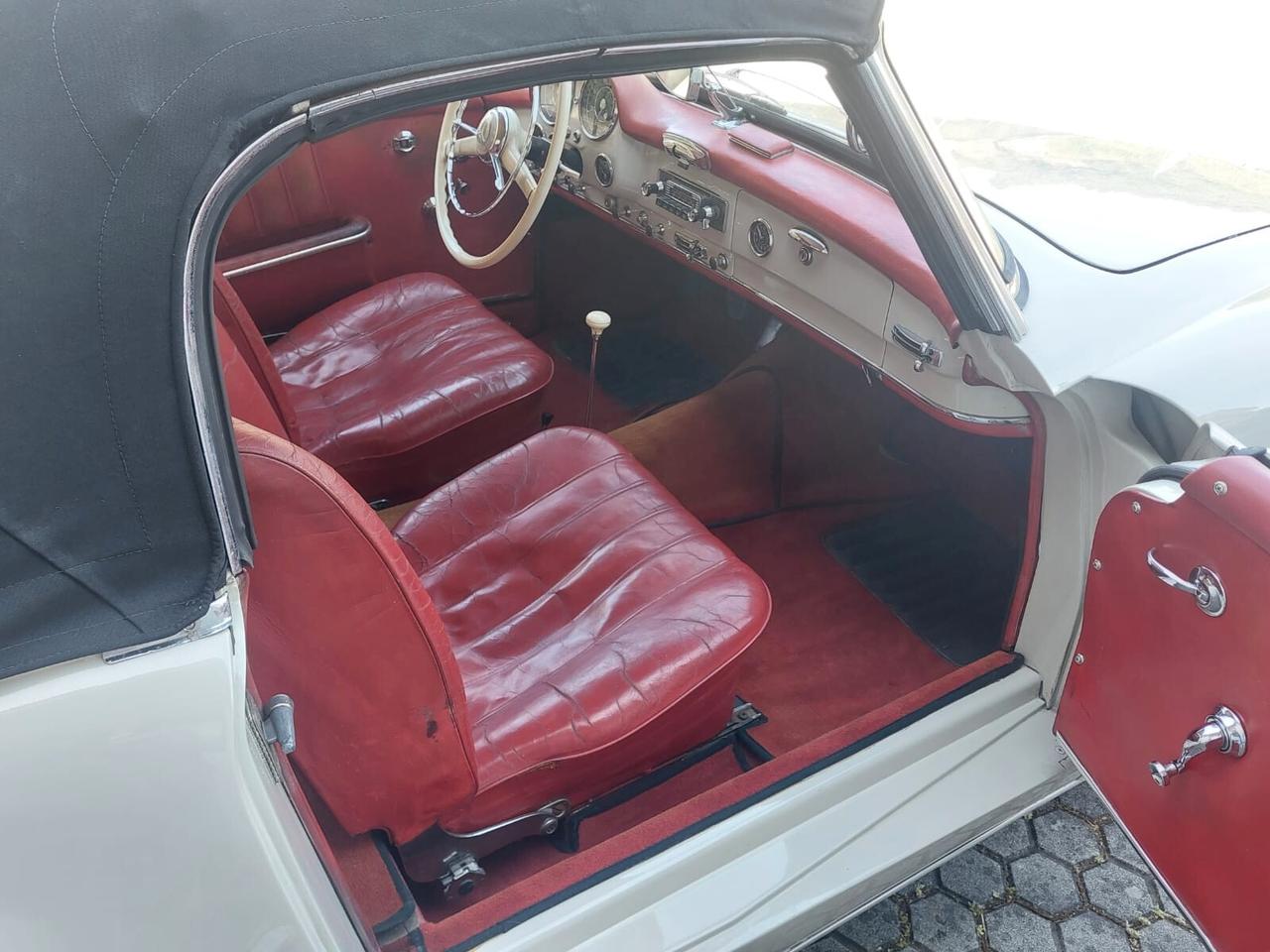 Mercedes-benz 190 SL con HardTop
