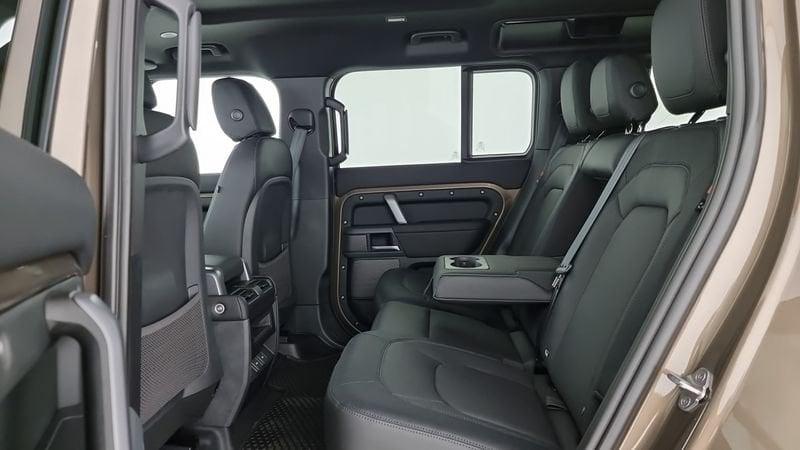 Land Rover Defender 110 3.0D I6 250 CV AWD Auto X-Dynamic SE