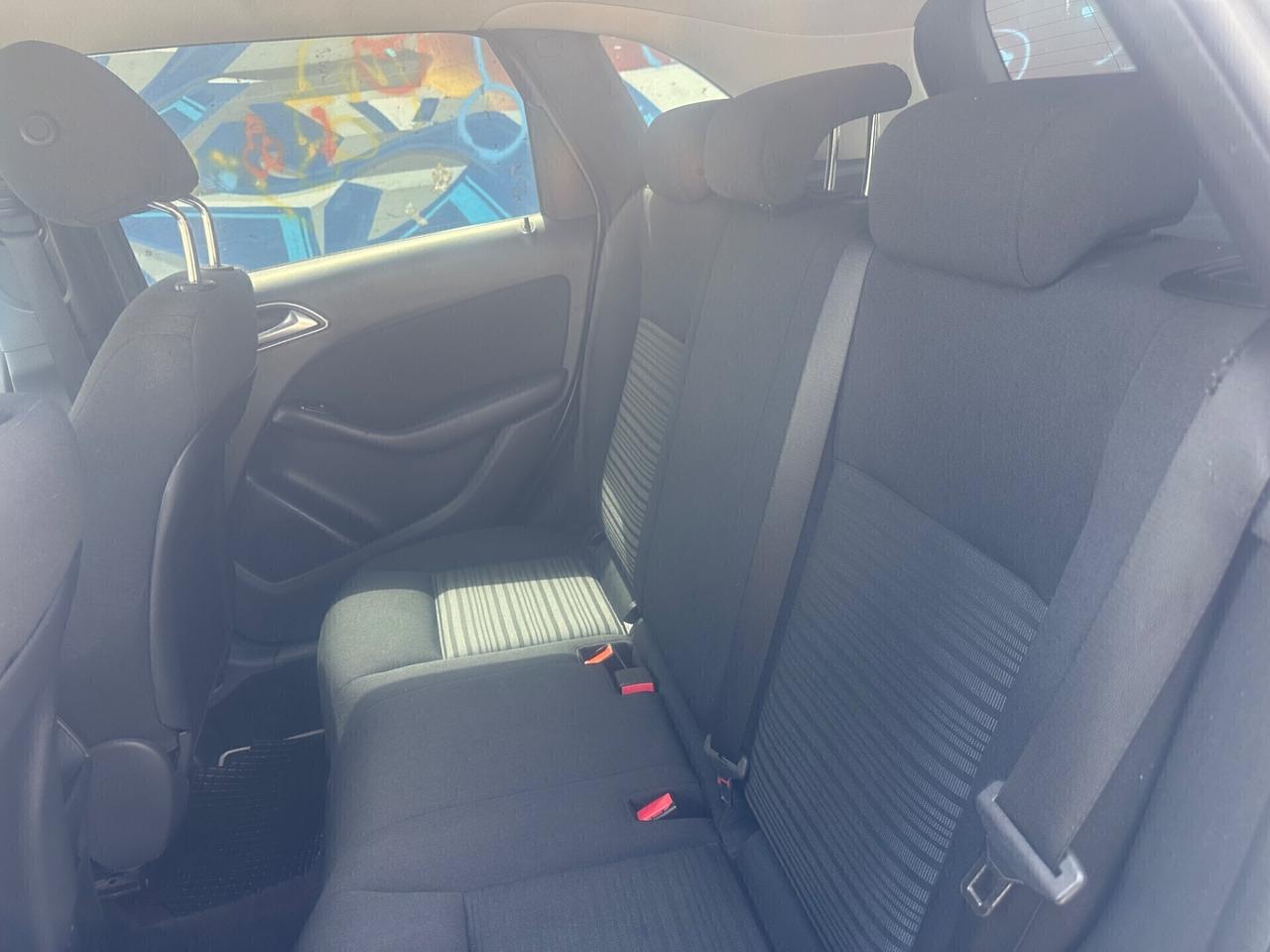 Mercedes-benz B 180 B 180 CDI Executive/NAVI/R.CAMERA