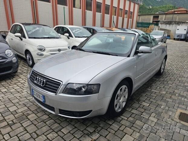 AUDI A4 CABRIO 2.5 V6 tdi 163cv