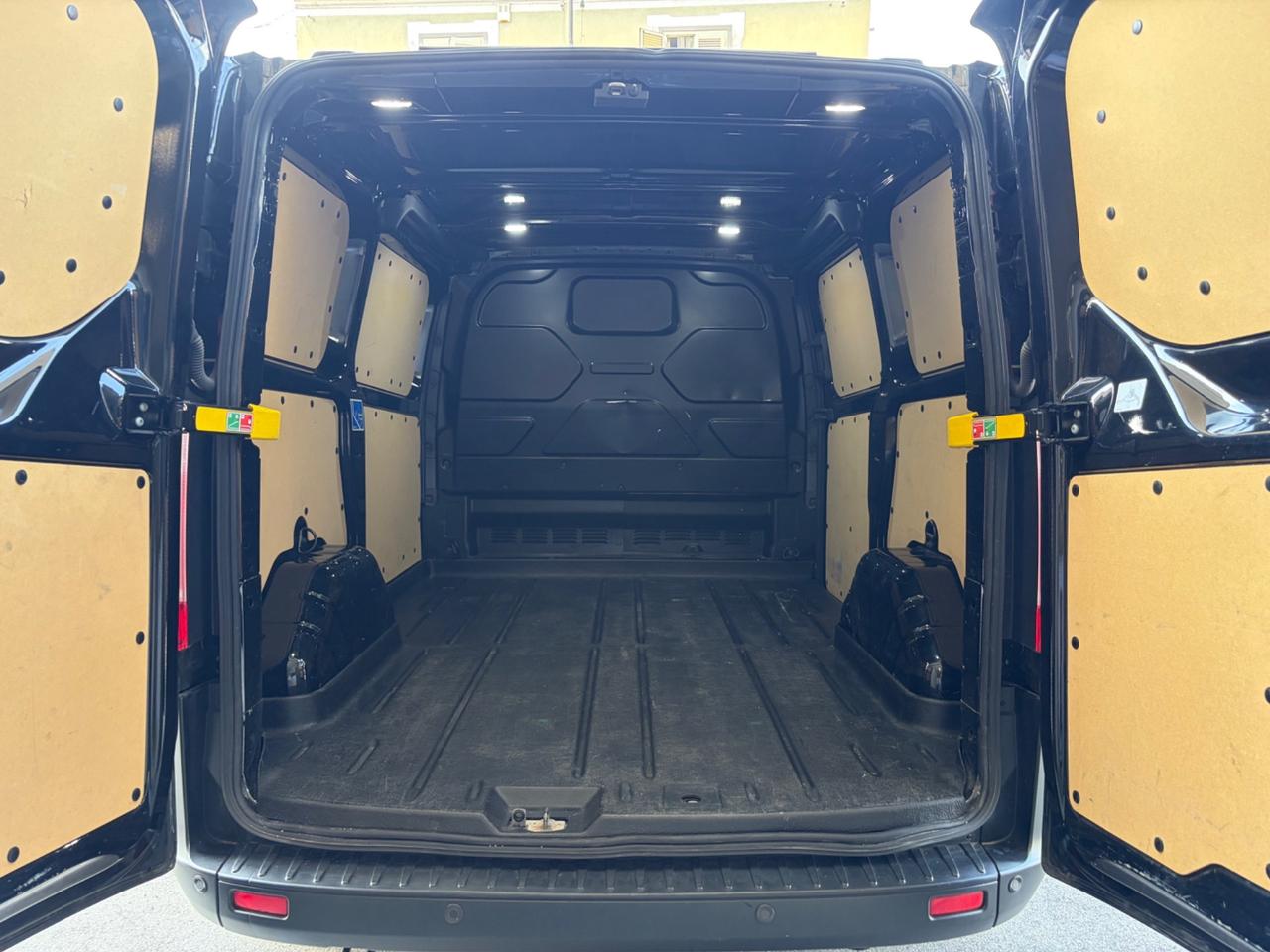 Ford Transit Custom 340 2.0 EcoBlue 170 PL Furgone Trail