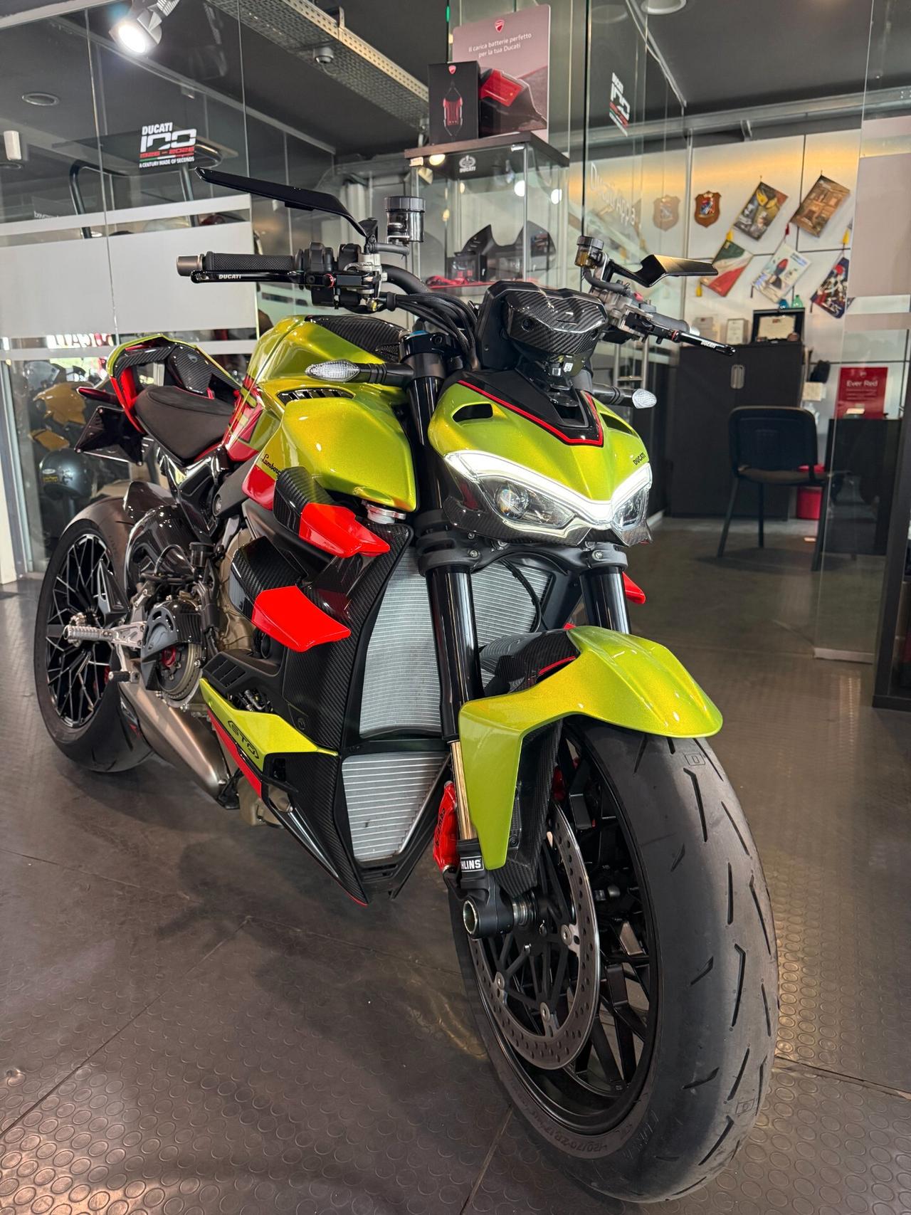 Ducati Streetfighter V4 LAMBORGHINI