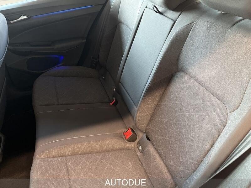 Volkswagen Golf 8 2.0 TDI SCR LIFE DSG 115 CV