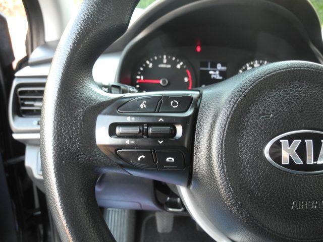 KIA Stonic 1.6 CRDi 110cv Urban -BiColor-Ok NEOPAT.- EURO 6/B
