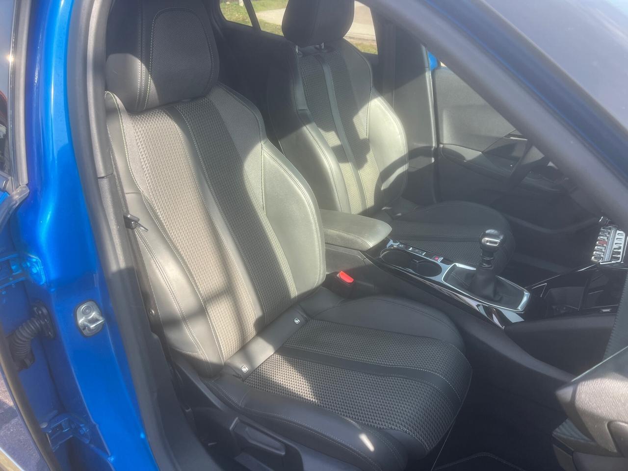 Peugeot 2008 PureTech 130CV S&S GT Line-2020