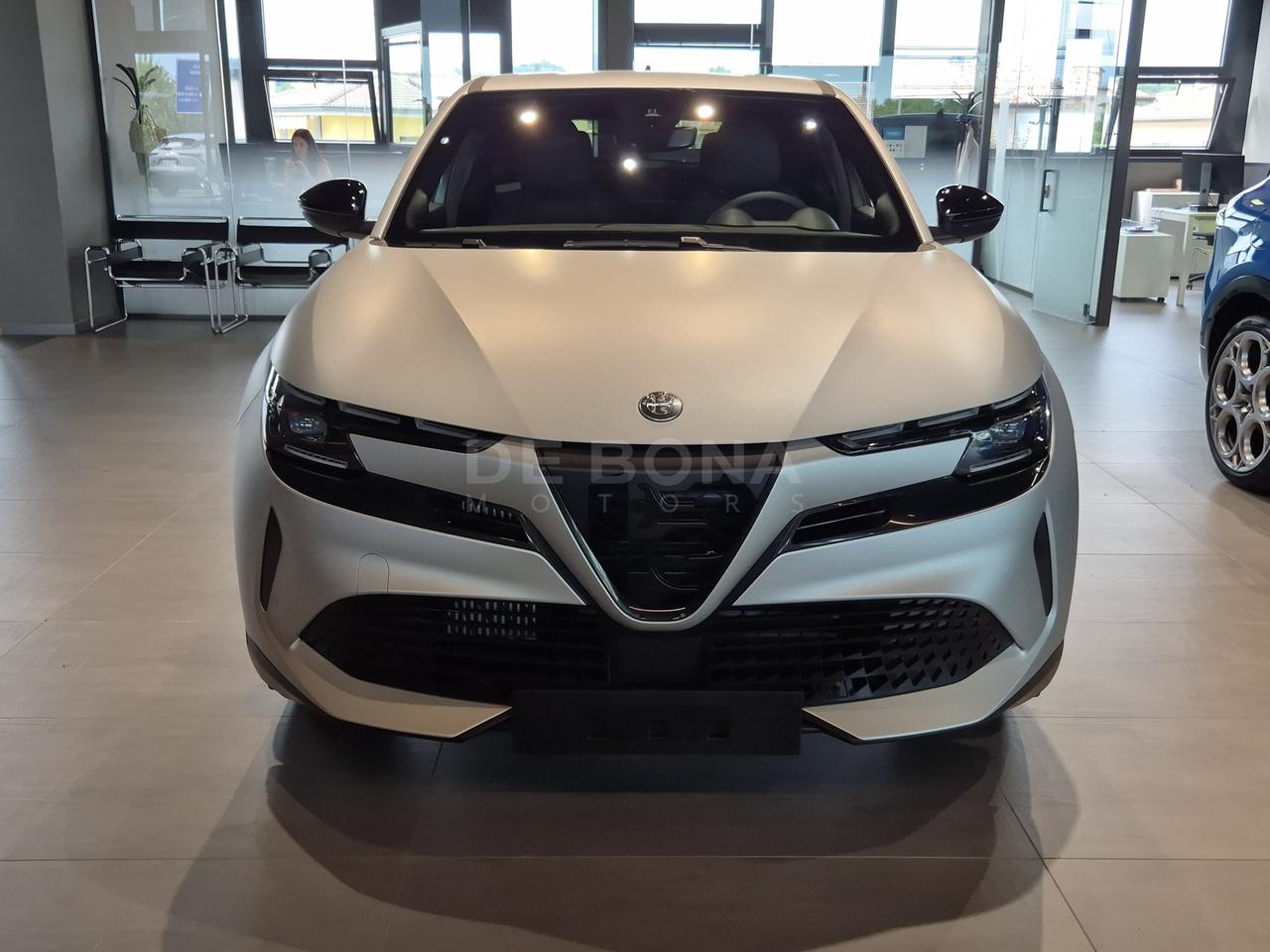Alfa Romeo Junior 1.2 ibrida speciale 145cv edct6