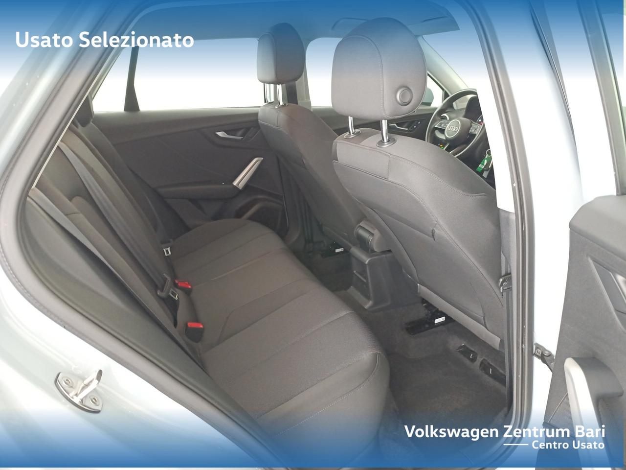 Audi Q2 30 2.0 tdi business s-tronic