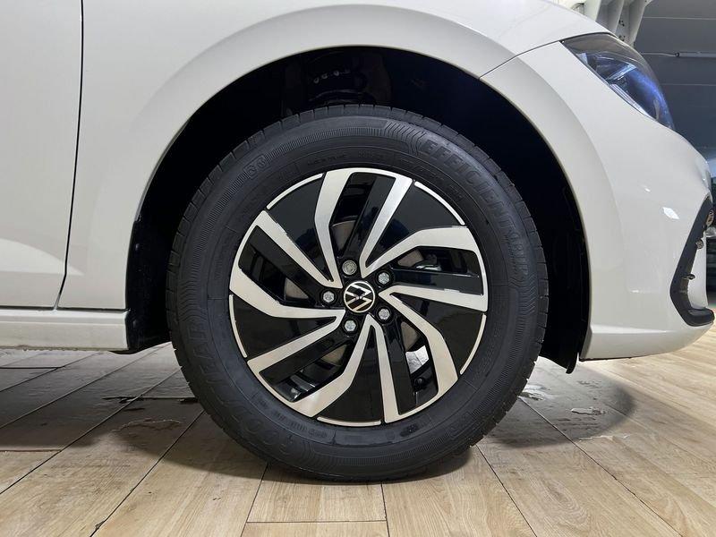 Volkswagen Polo Polo 1.0 Young 80cv