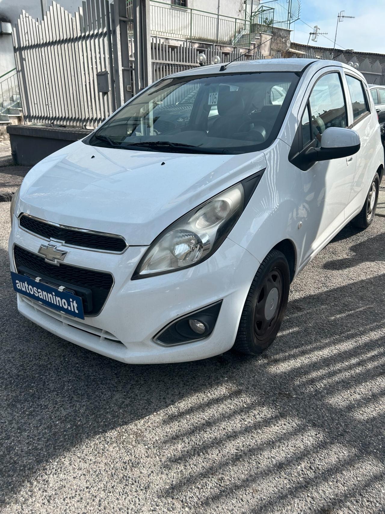 Chevrolet Spark 1.0 LT