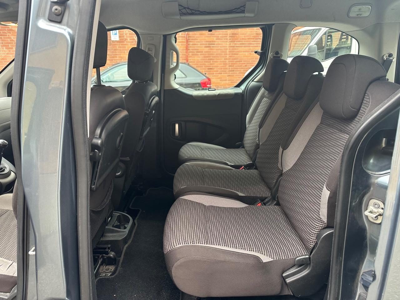 Peugeot Partner 7 posti 1.6 gpl della casa euro 5