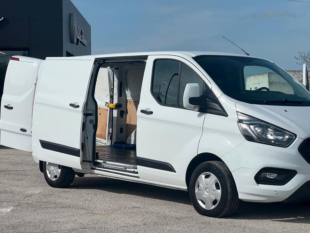 Ford Transit Custom 340 2.0 TDCi 130 PC Furgone