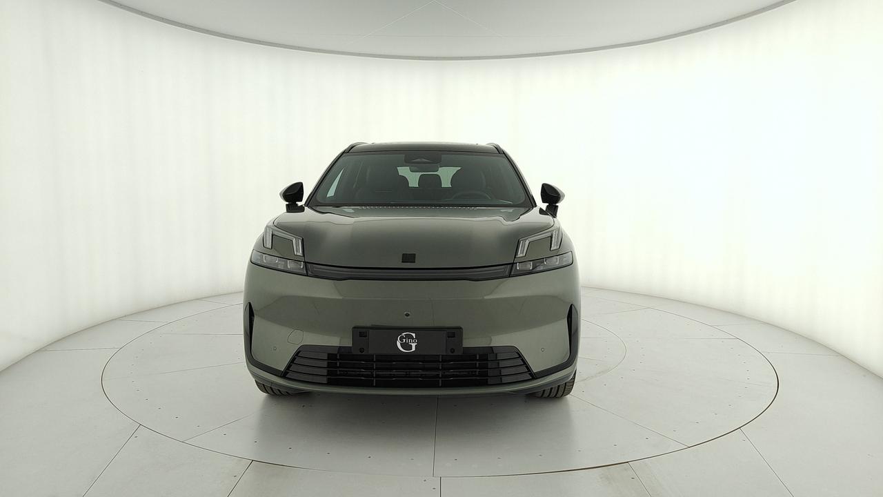 LYNK&CO 08 MORE