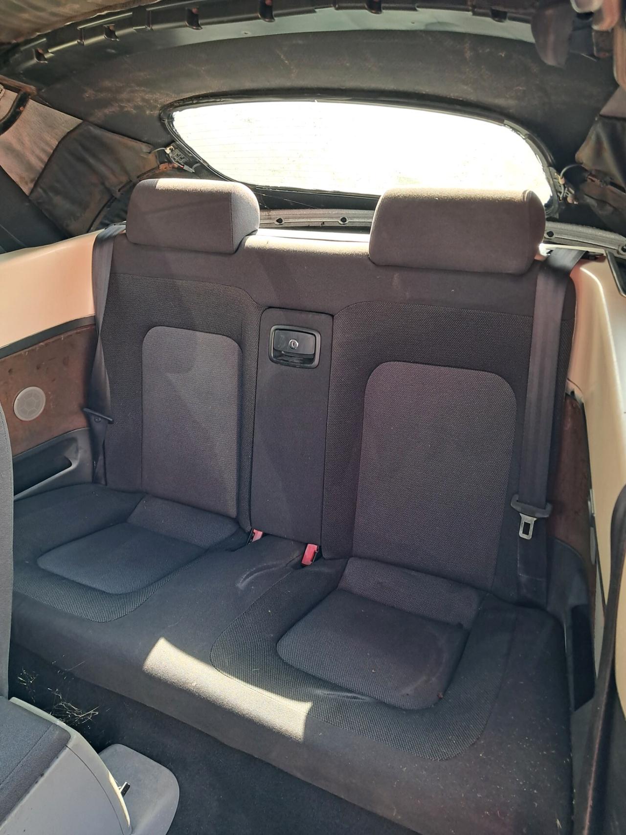 Volkswagen New Beetle 1.9 TDI 101CV Cabrio