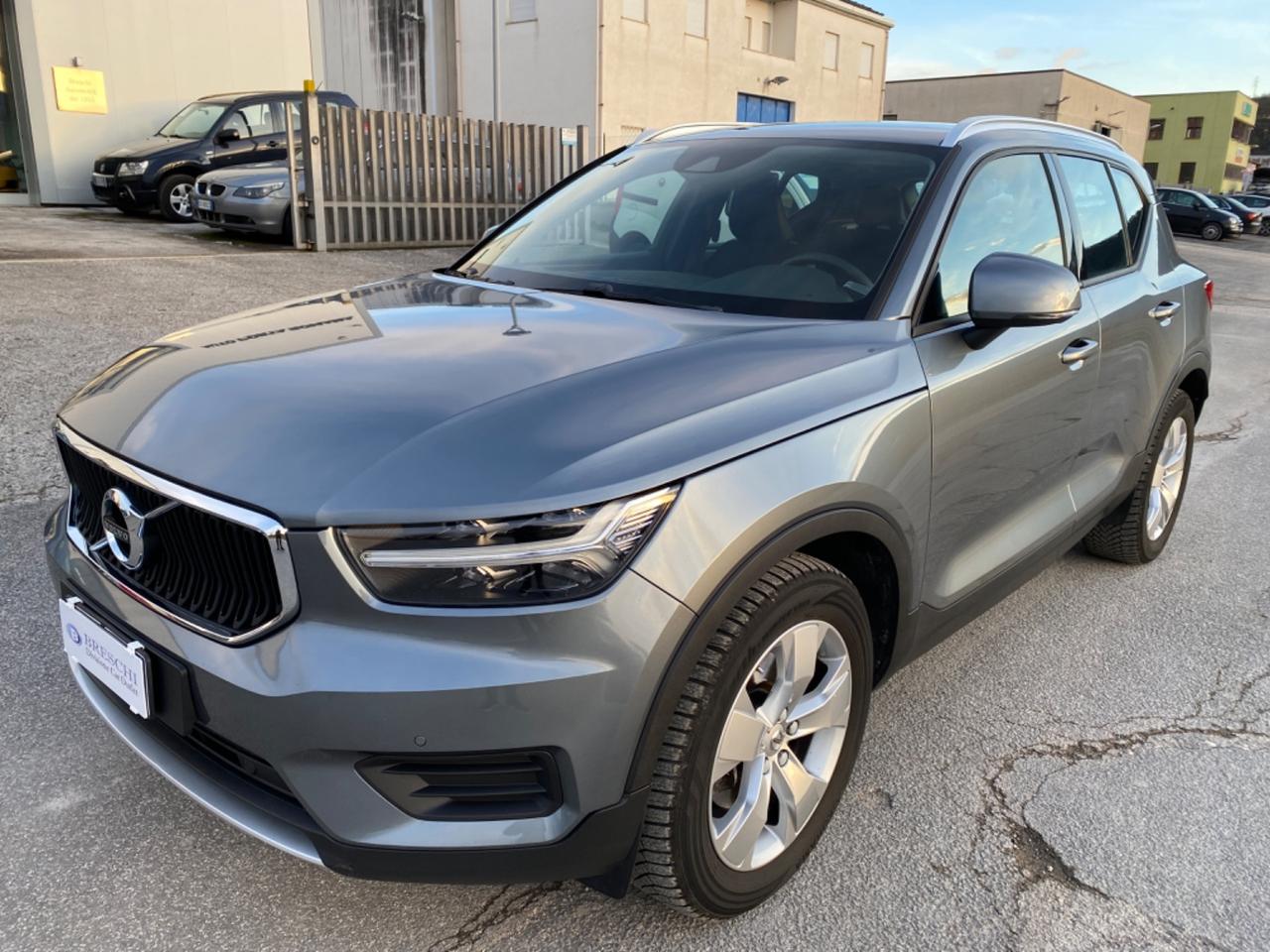 Volvo XC40 D3 AWD Geartronic Momentum