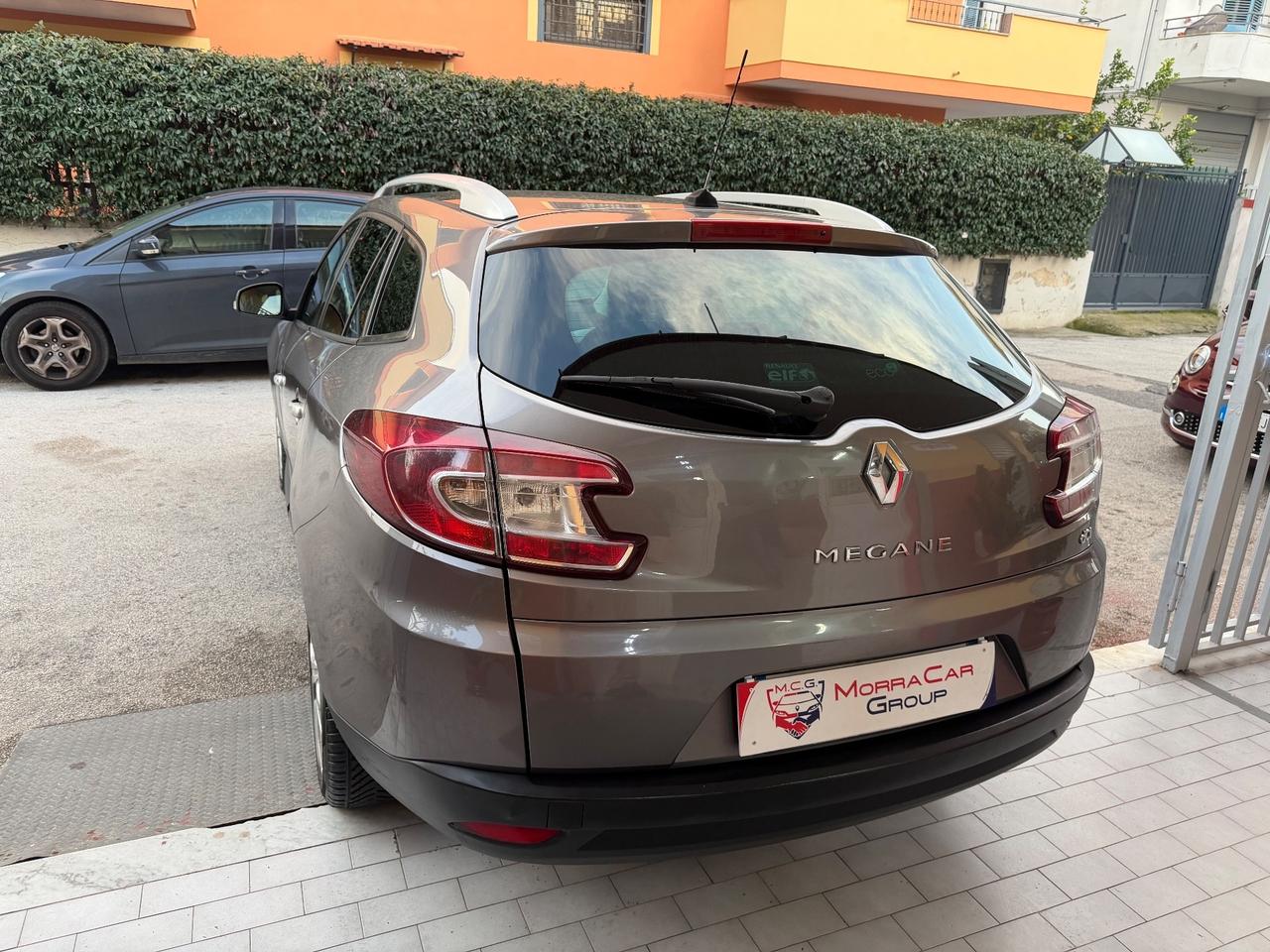 Renault Megane Mégane 1.5 dCi 110CV EDC SporTour Attractive