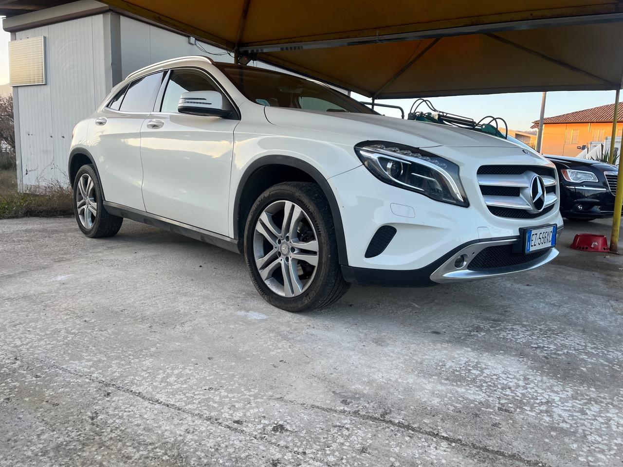 Mercedes-benz GLA 200 CDI Premium