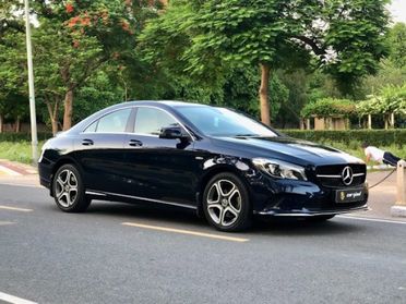 MERCEDES-BENZ CLA 200 d Automatic Sport