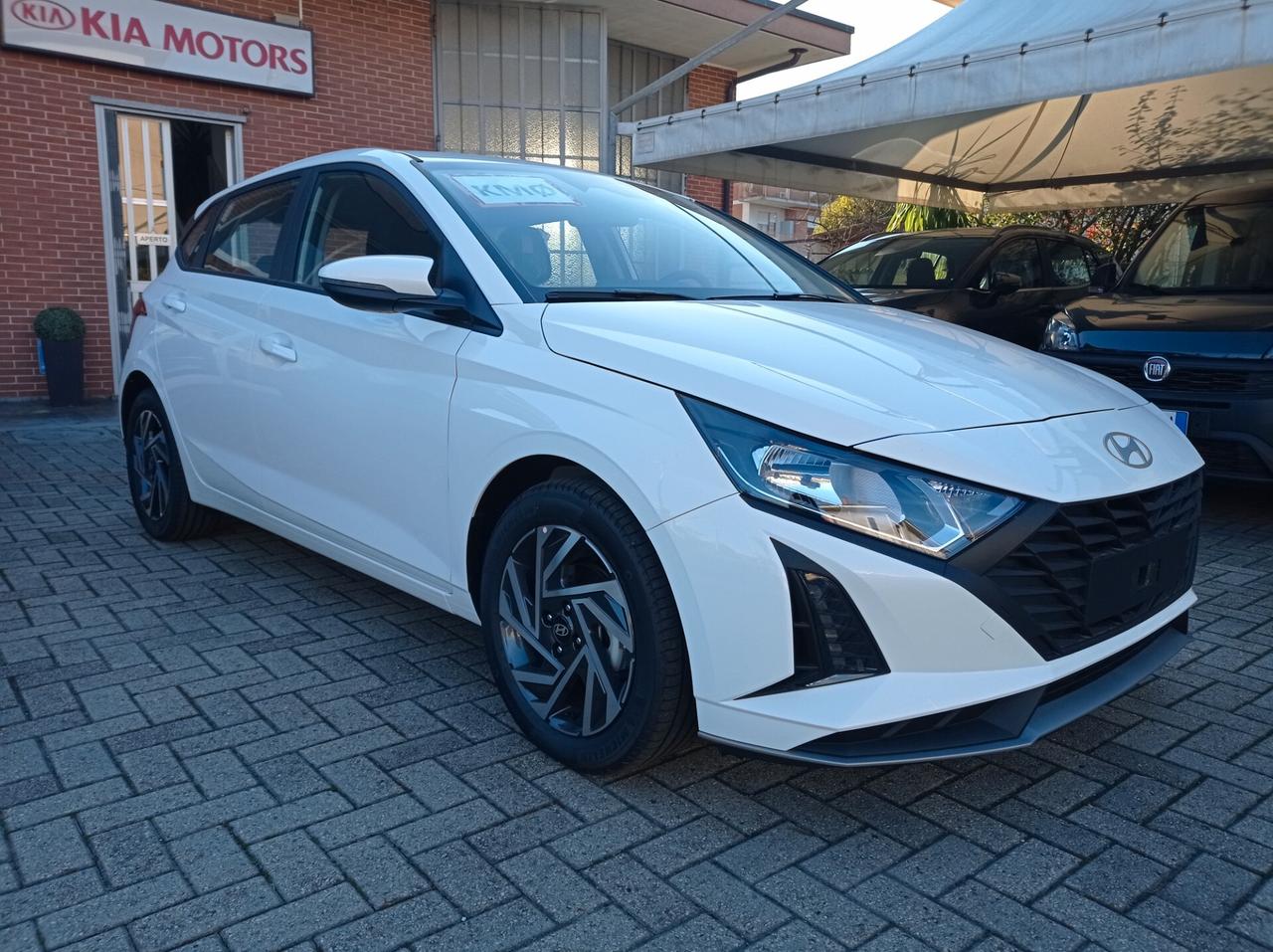 Hyundai i20 1.2 MPI MT Connectline