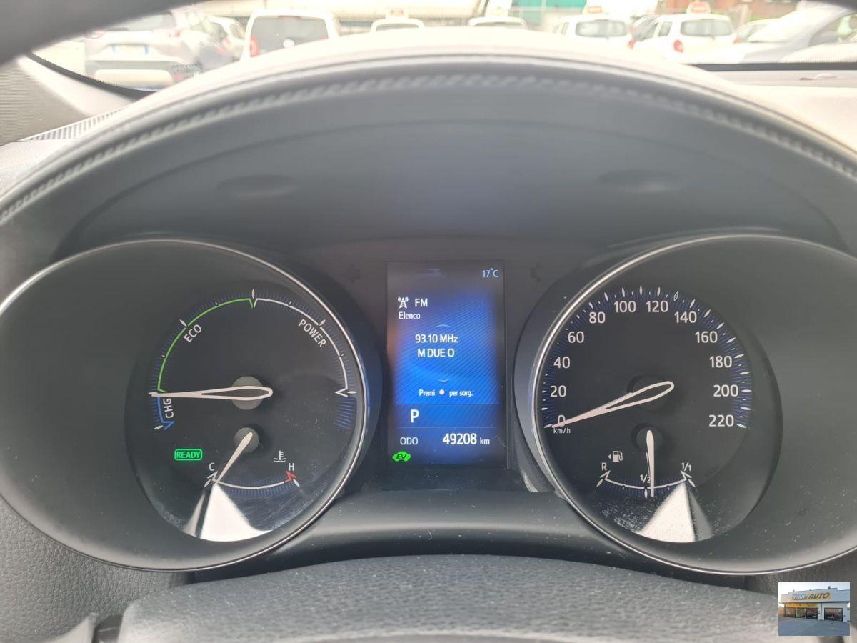 TOYOTA C-HR 1.8 Hybrid-Neopatentati