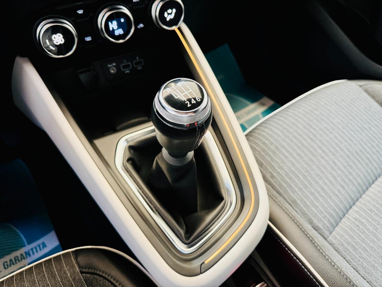 Renault Clio TCe 100 CV GPL Full-LED / Navi / RetroCam.