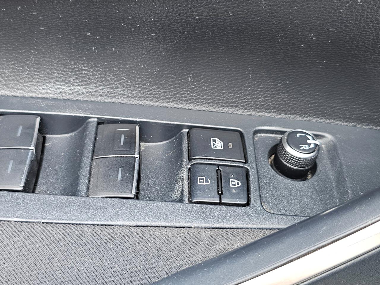 Toyota Corolla Touring Sports 1.8 Hybrid Business Tech