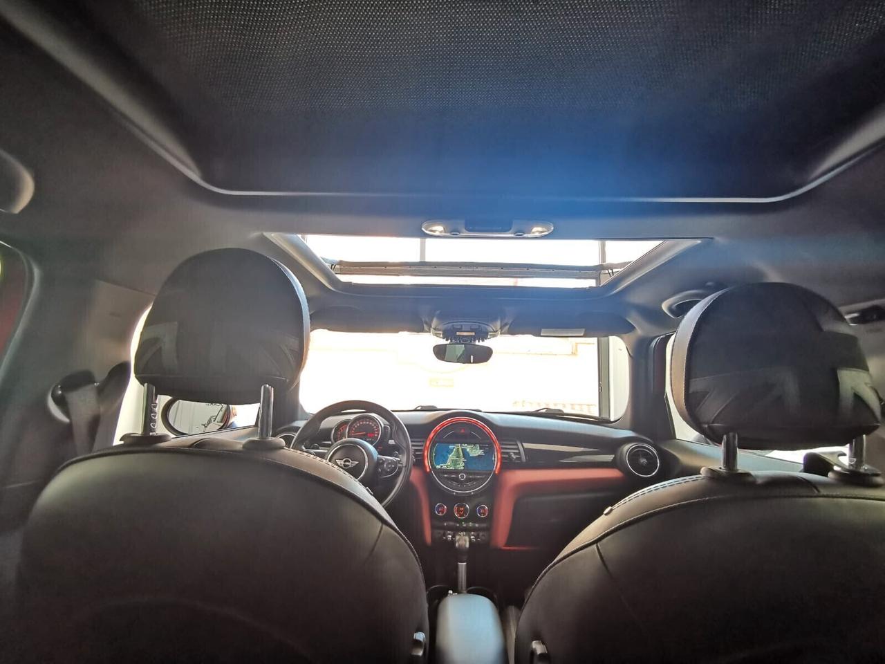 Mini Mini 2.0 Cooper SD Allestimento Jhon Cooper Works 5 porte TETTO