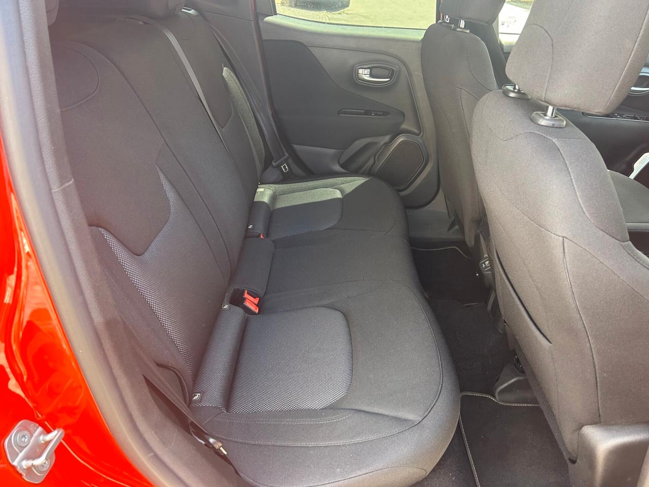 Jeep Renegade 1.6 Mjt DDCT 120 CV Longitude