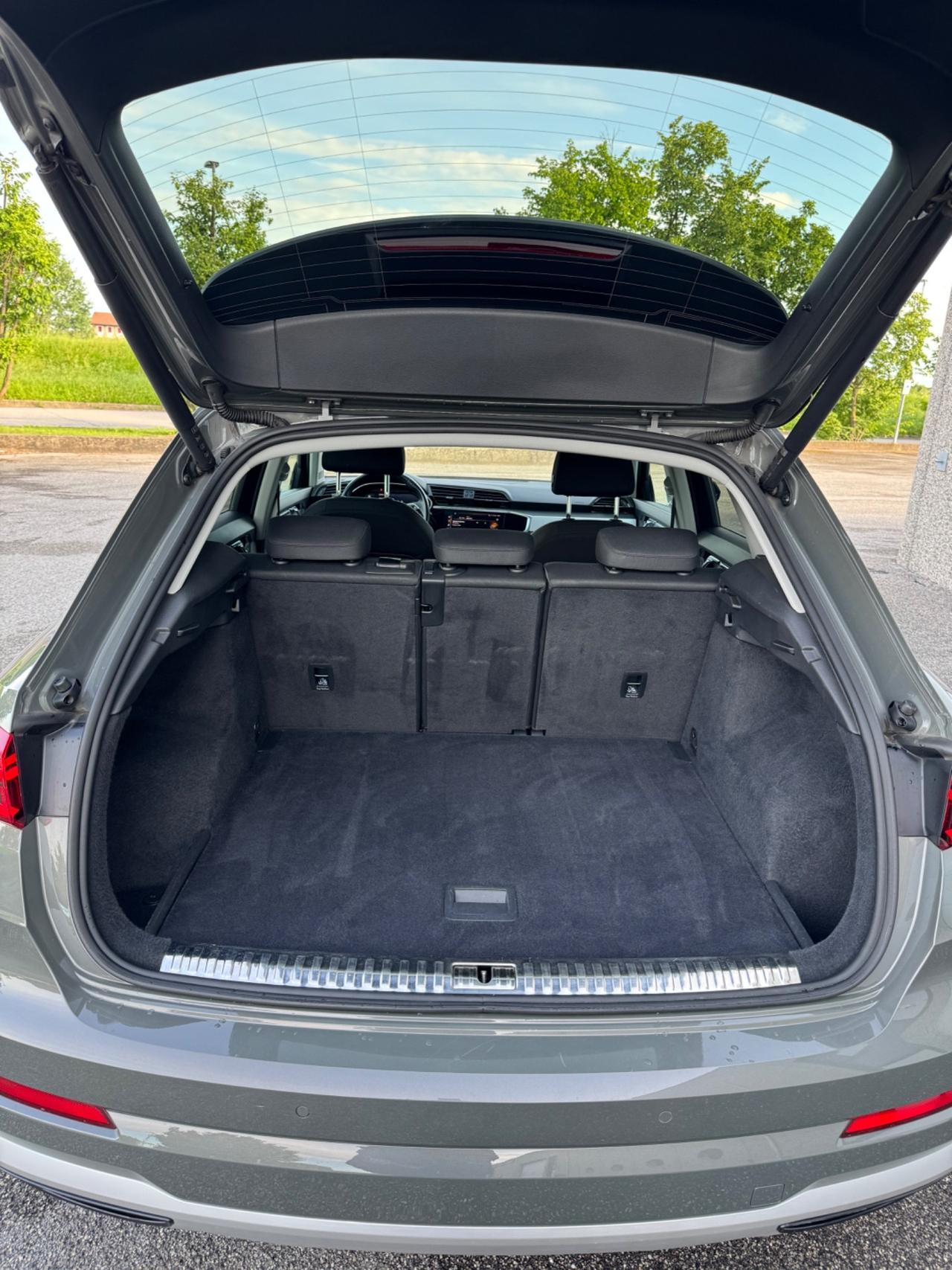 Audi Q3 35 TFSI S tronic Business Advanced