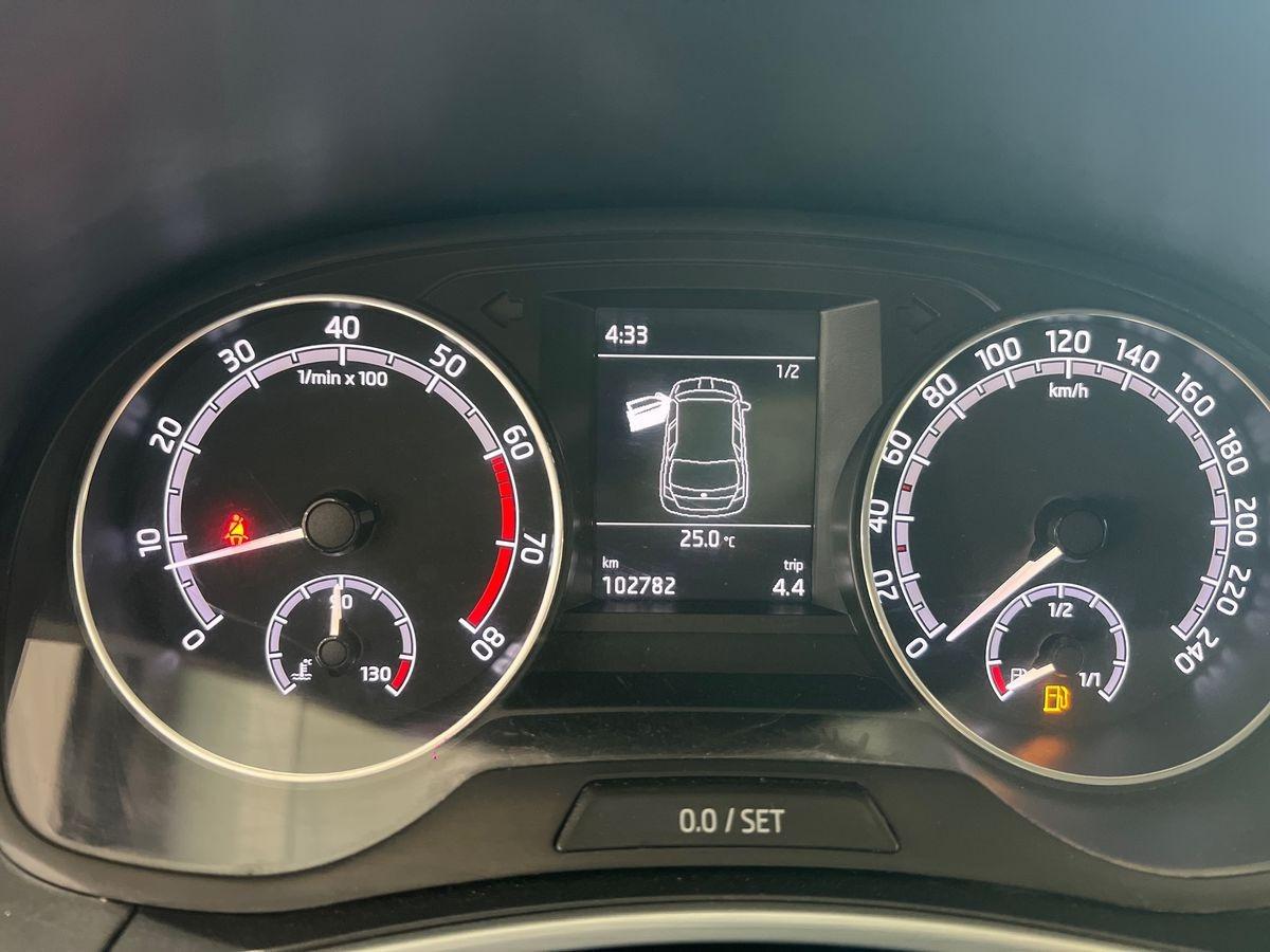 SKODA Fabia III 2015 Berlina - Fabia 1.0 mpi Twin Color Argento 75