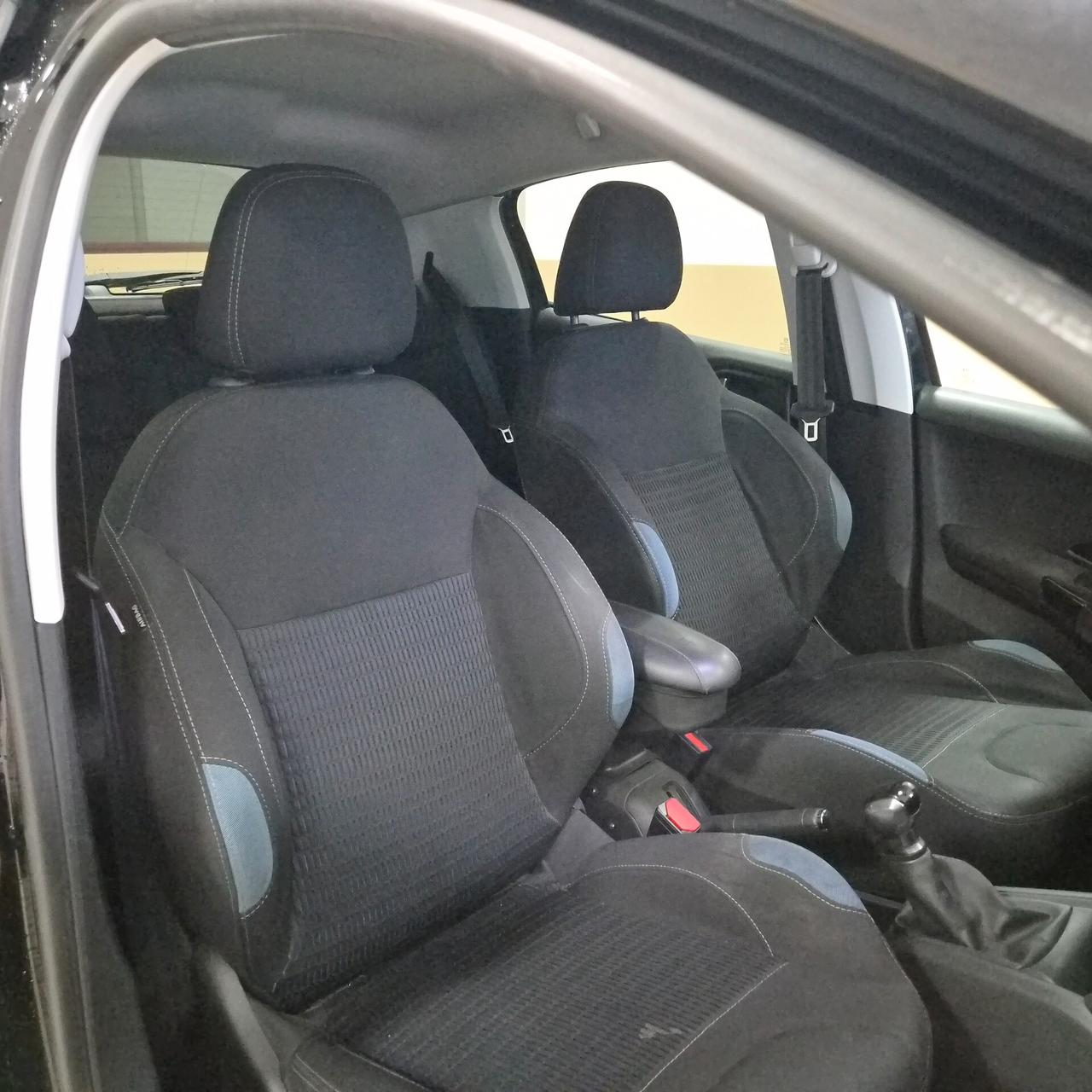 Peugeot 208 1.4 HDi 68 CV 5 porte Allure