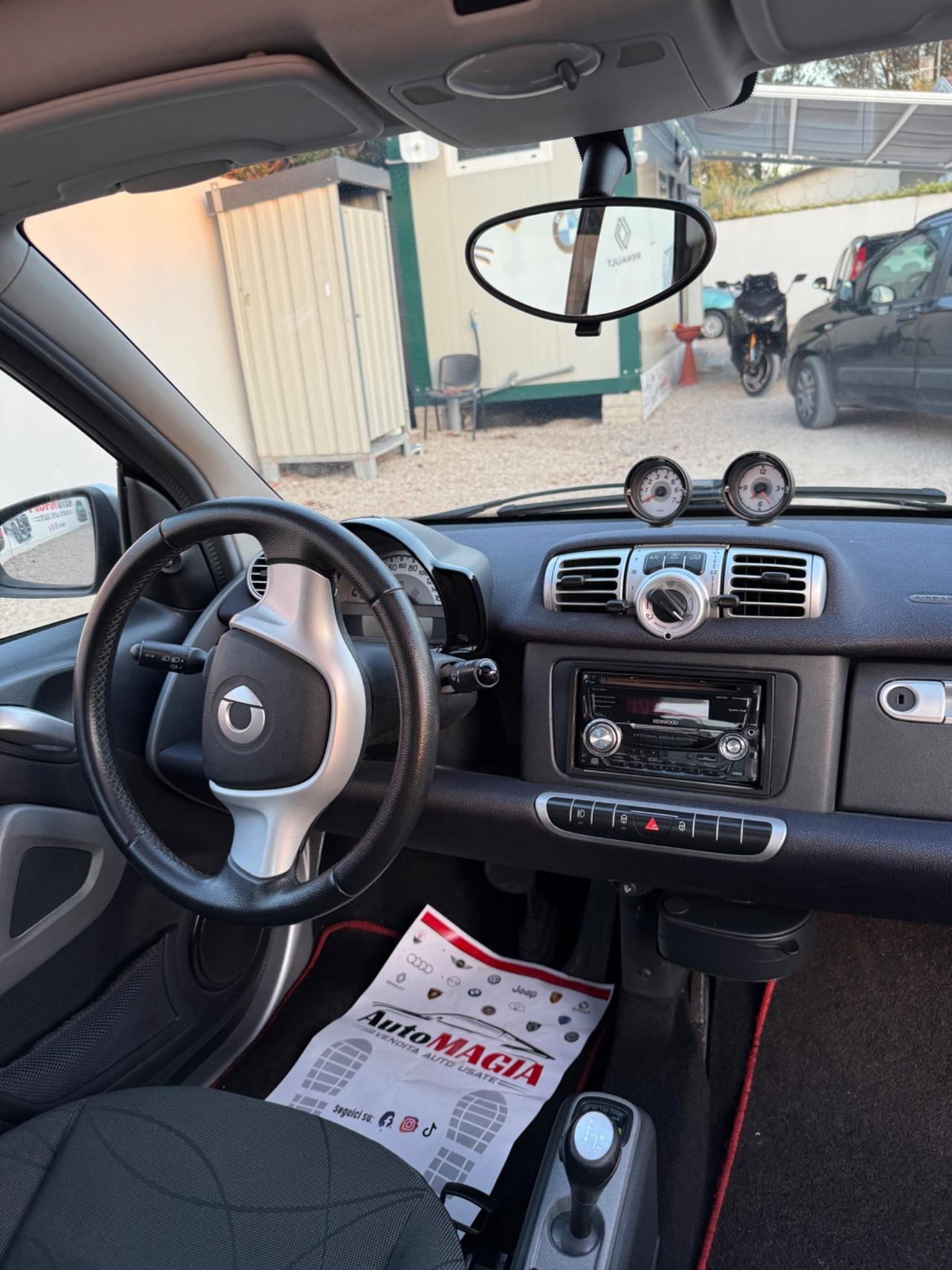 Smart ForTwo 1000 52 kW MHD coupé passion