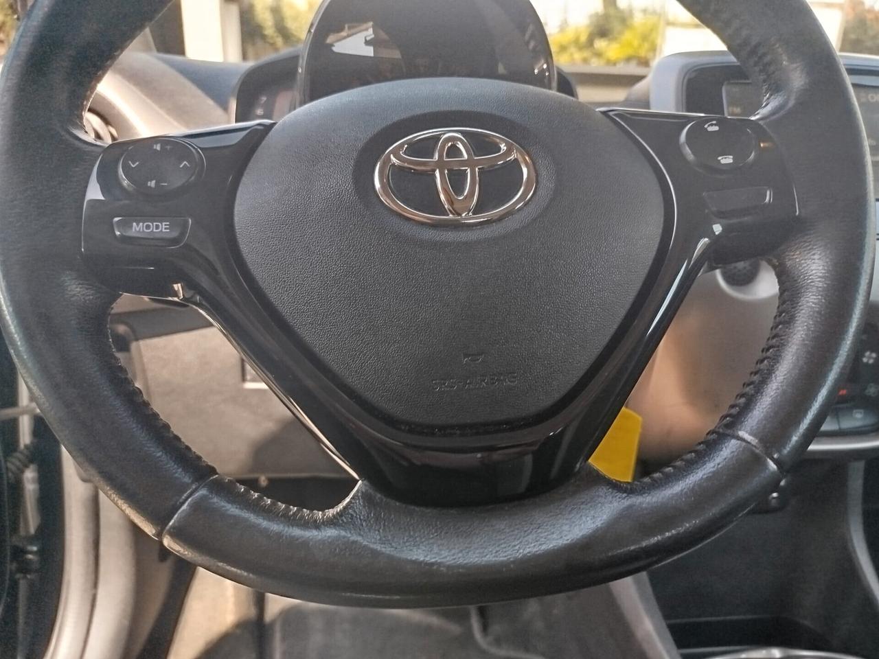 TOYOTA AYGO AUTOMATICA* PREZZO VERO* UNIPRO- KM CERTI
