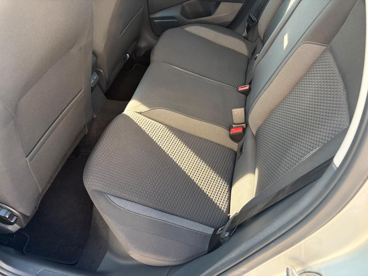 Volkswagen Polo 1.0 TSI Life*EURO6*NEOPATENTATI