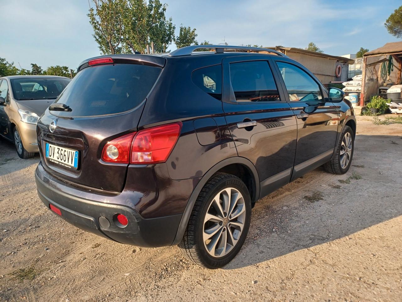Nissan Qashqai 2.0 dCi n-tec AUTOMATICA 4X4