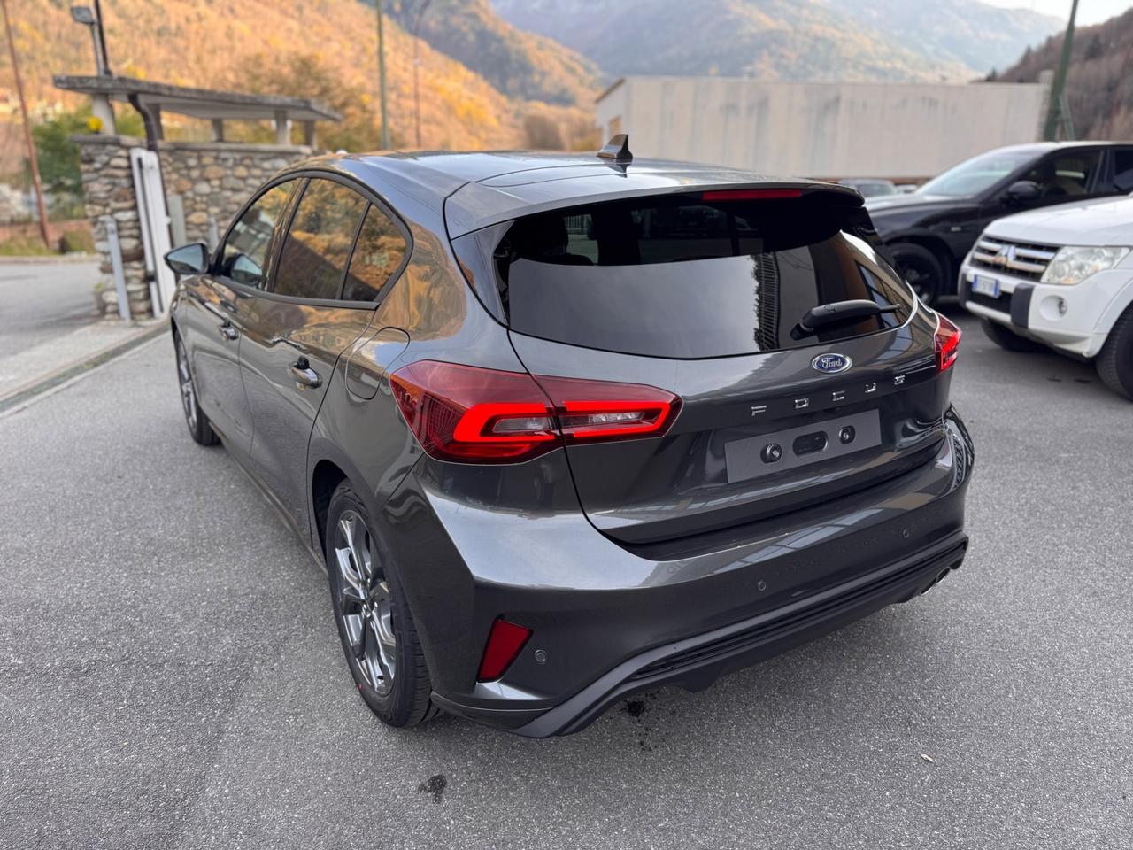 Ford Focus 1.0 EcoBoost Hybrid 125 CV 5p. ST-Line