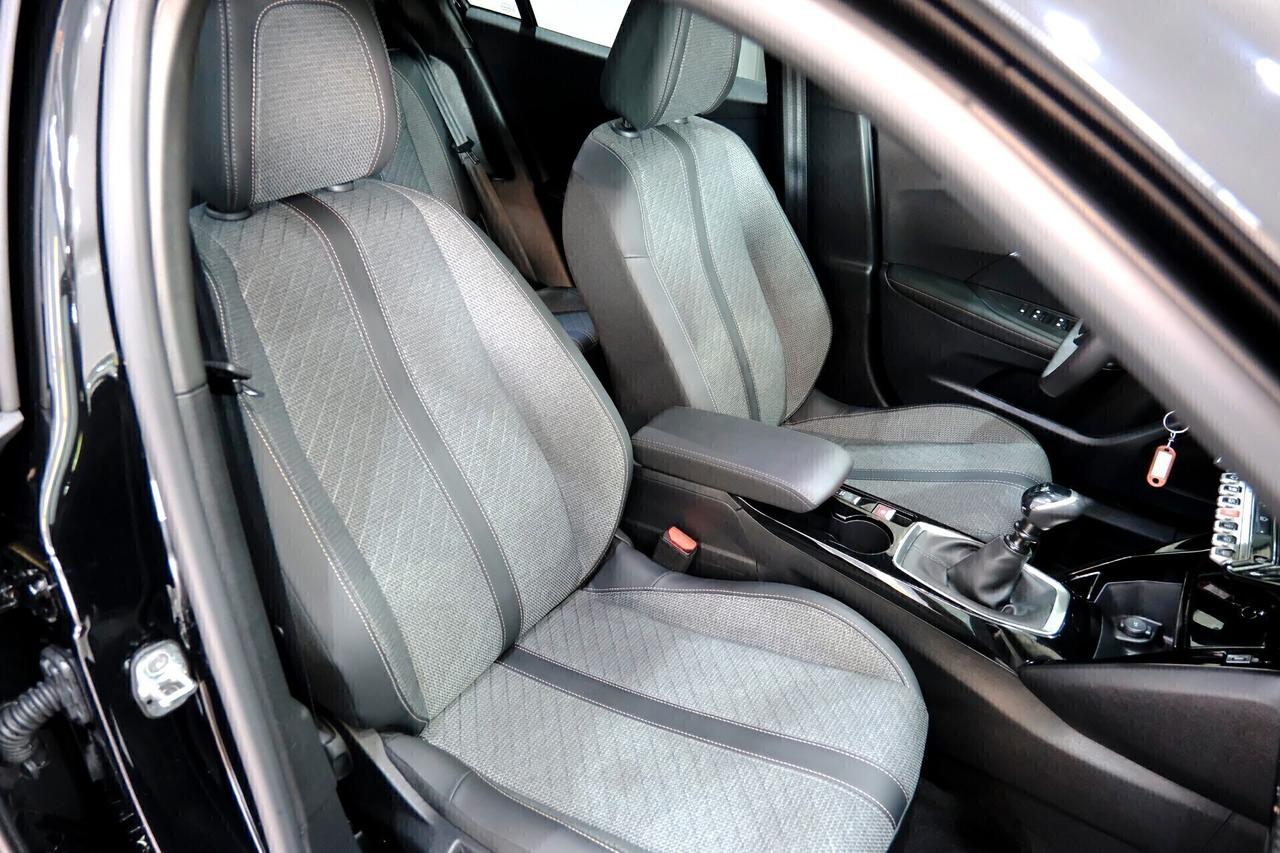 PEUGEOT 2008 1200 T 100cv ALLURE COCKPIT 3D