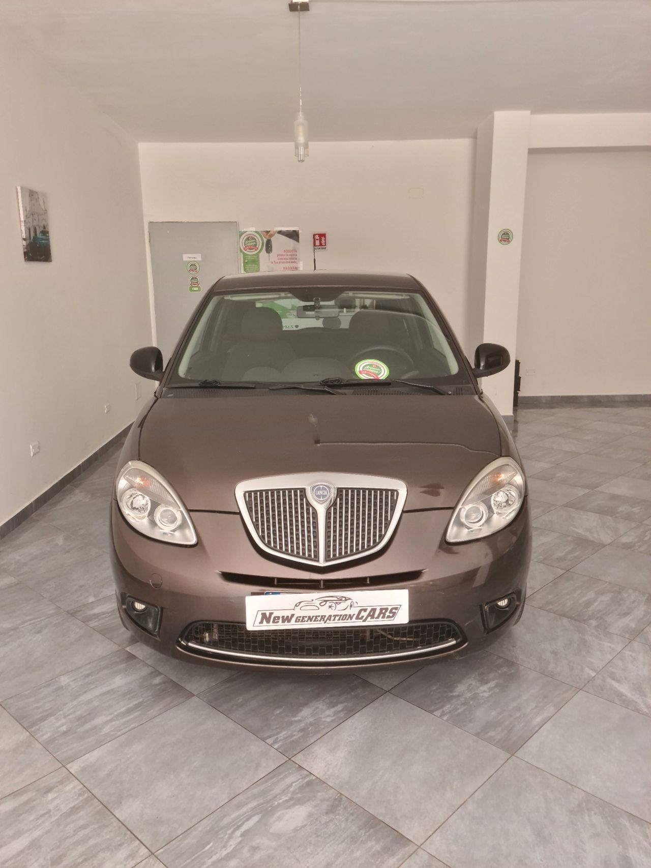 Lancia Ypsilon 1.3 MJT 75 CV Diva