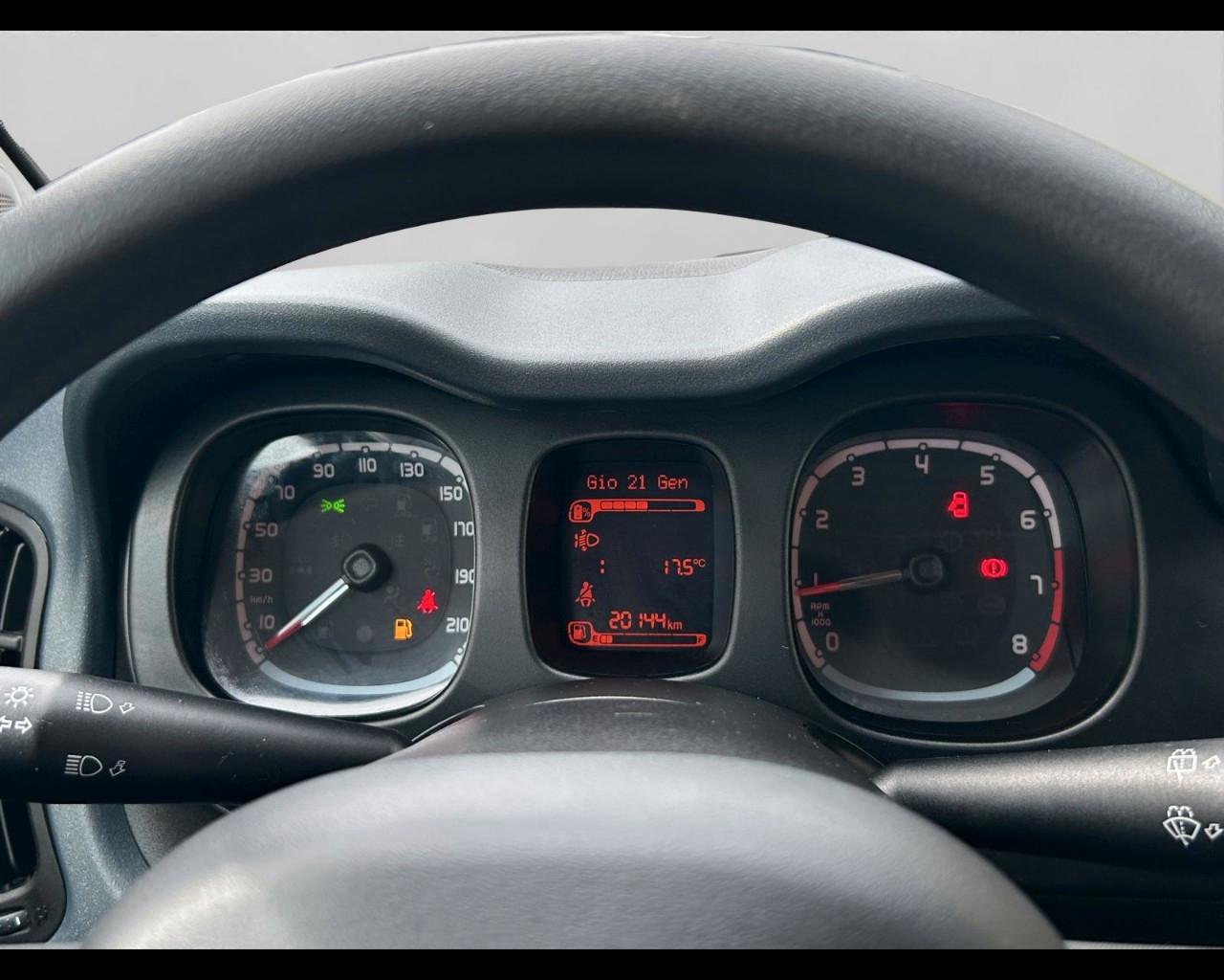 FIAT Panda III 2021 Cross - Panda 1.0 firefly hybrid Cross s&s 70cv 5p.ti