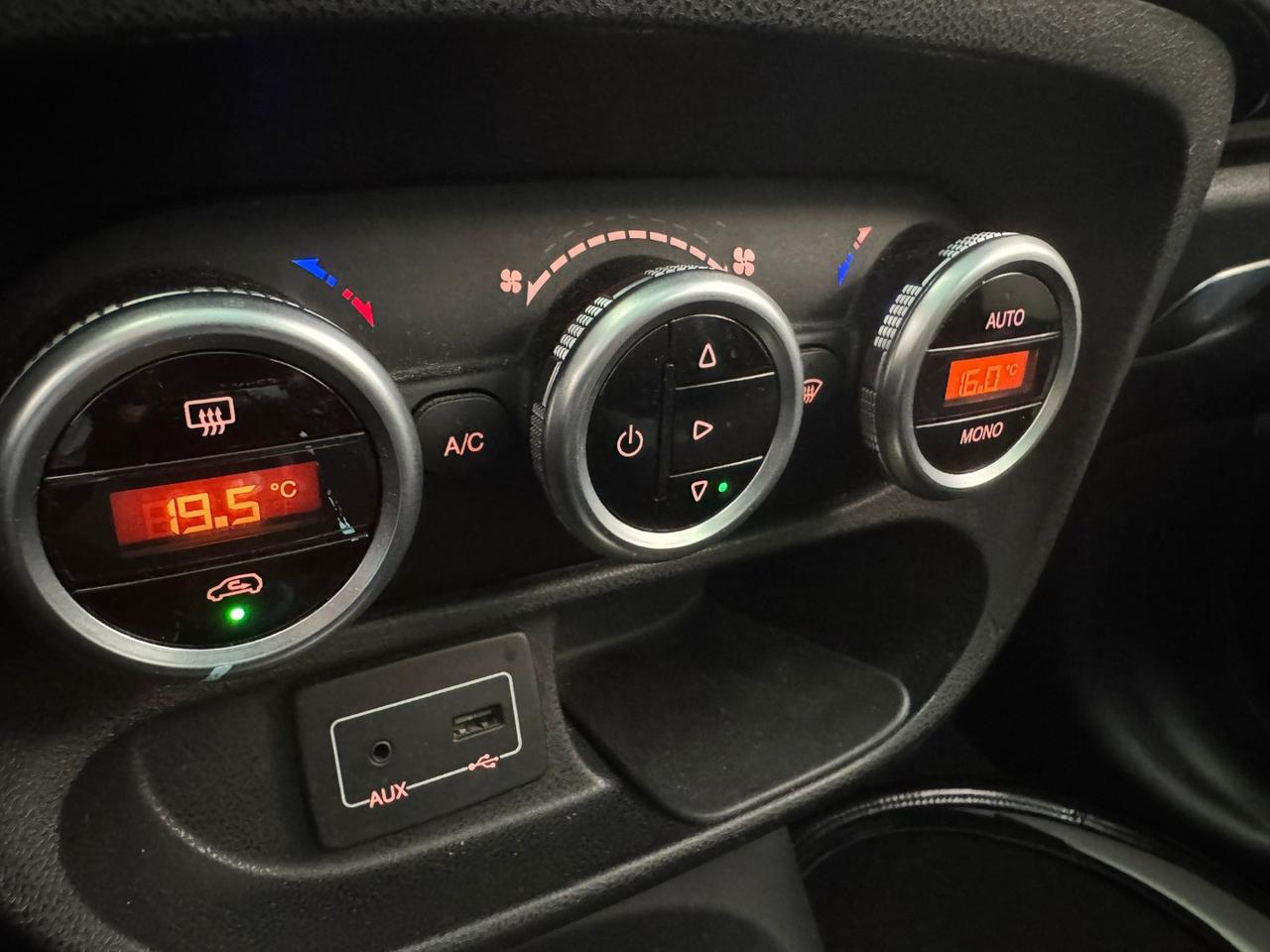 FIAT 500L 1.6 MJT 105 CV Trekking