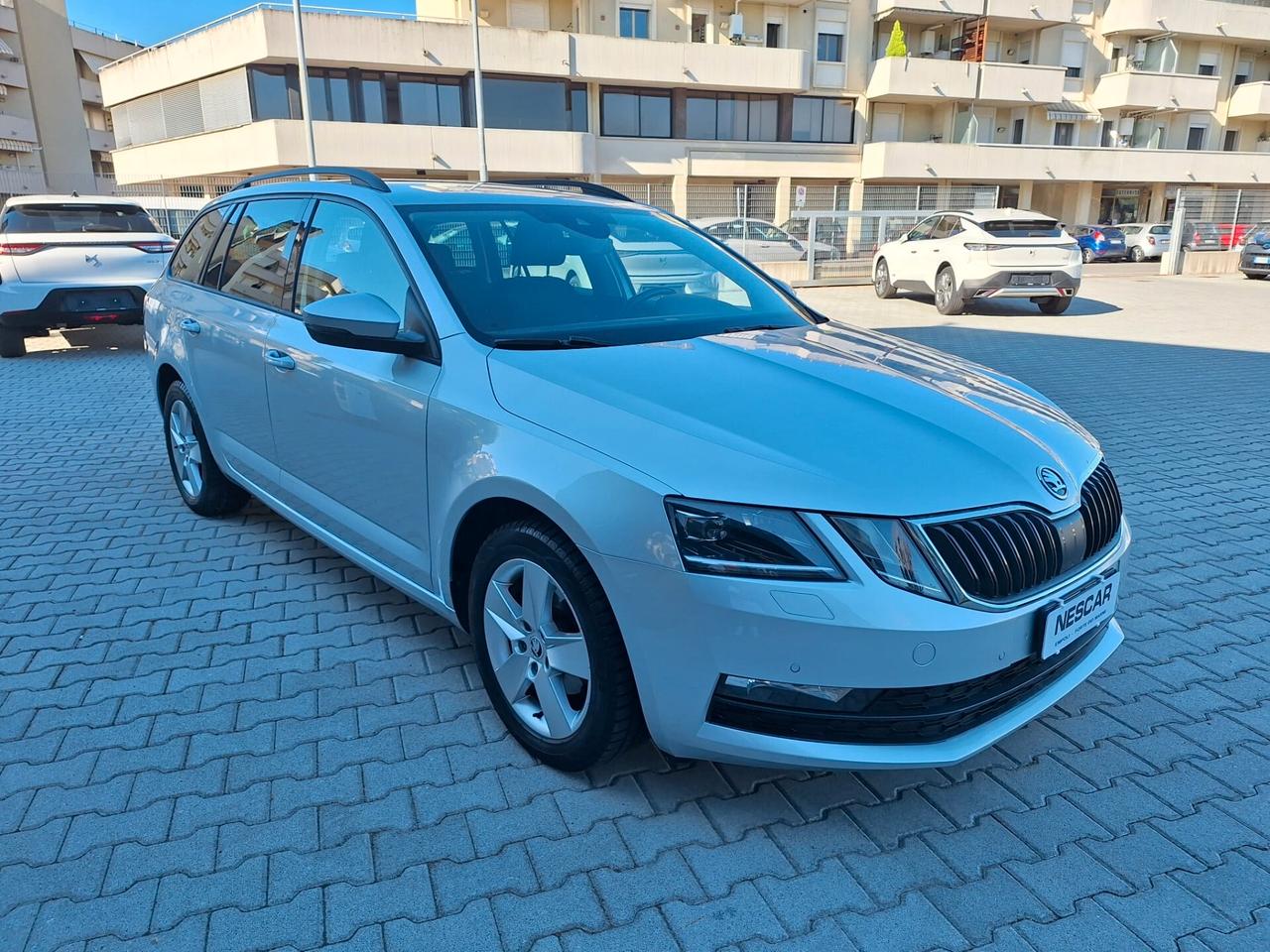 Skoda Octavia 1.6 TDI SCR 115 CV sw UNICO PROPRIETARIO IVA ESPOSTA X NEOPATENTATI