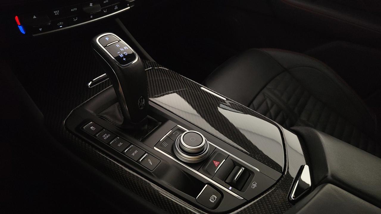 MASERATI Levante 3.0 V6 Granlusso 275cv auto my19