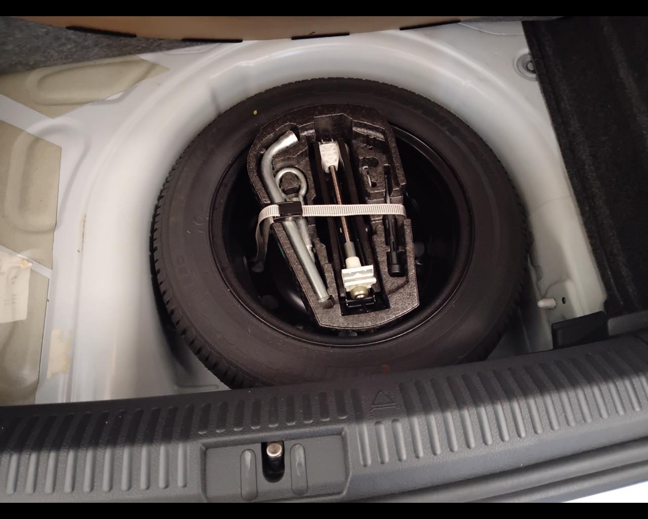 VOLKSWAGEN Polo V 2009 - Polo 5p 1.2 Comfortline 70cv