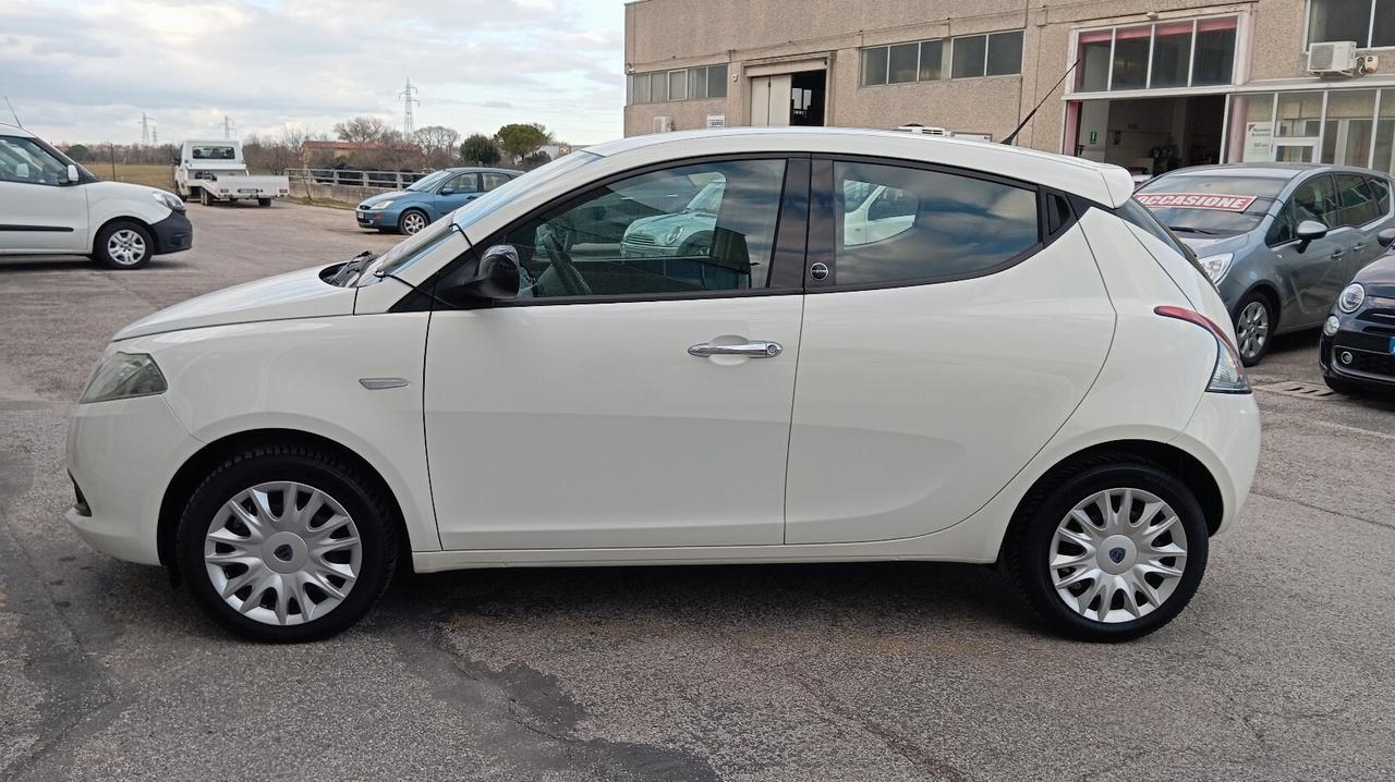 LANCIA YPSILON 1.2 B/GPL - OK NEOPATENTATI