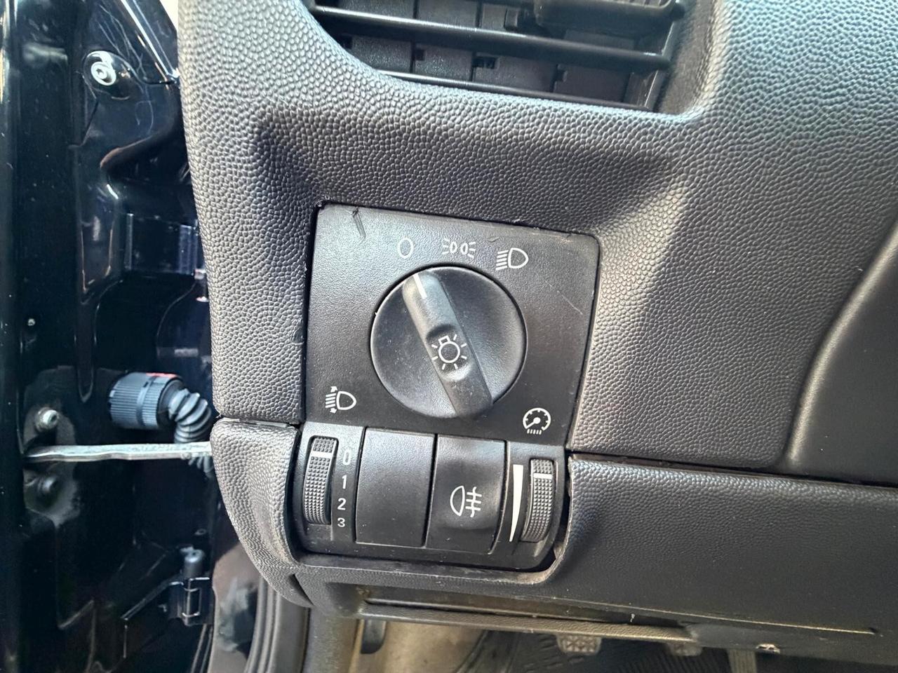 Opel Corsa 1.3 5p GANCIO TRAINO OMOLOGATO