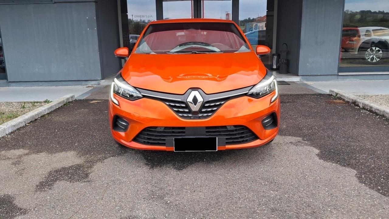 Renault Clio Hybrid E-Tech 140 CV 5 porte Intens GE023